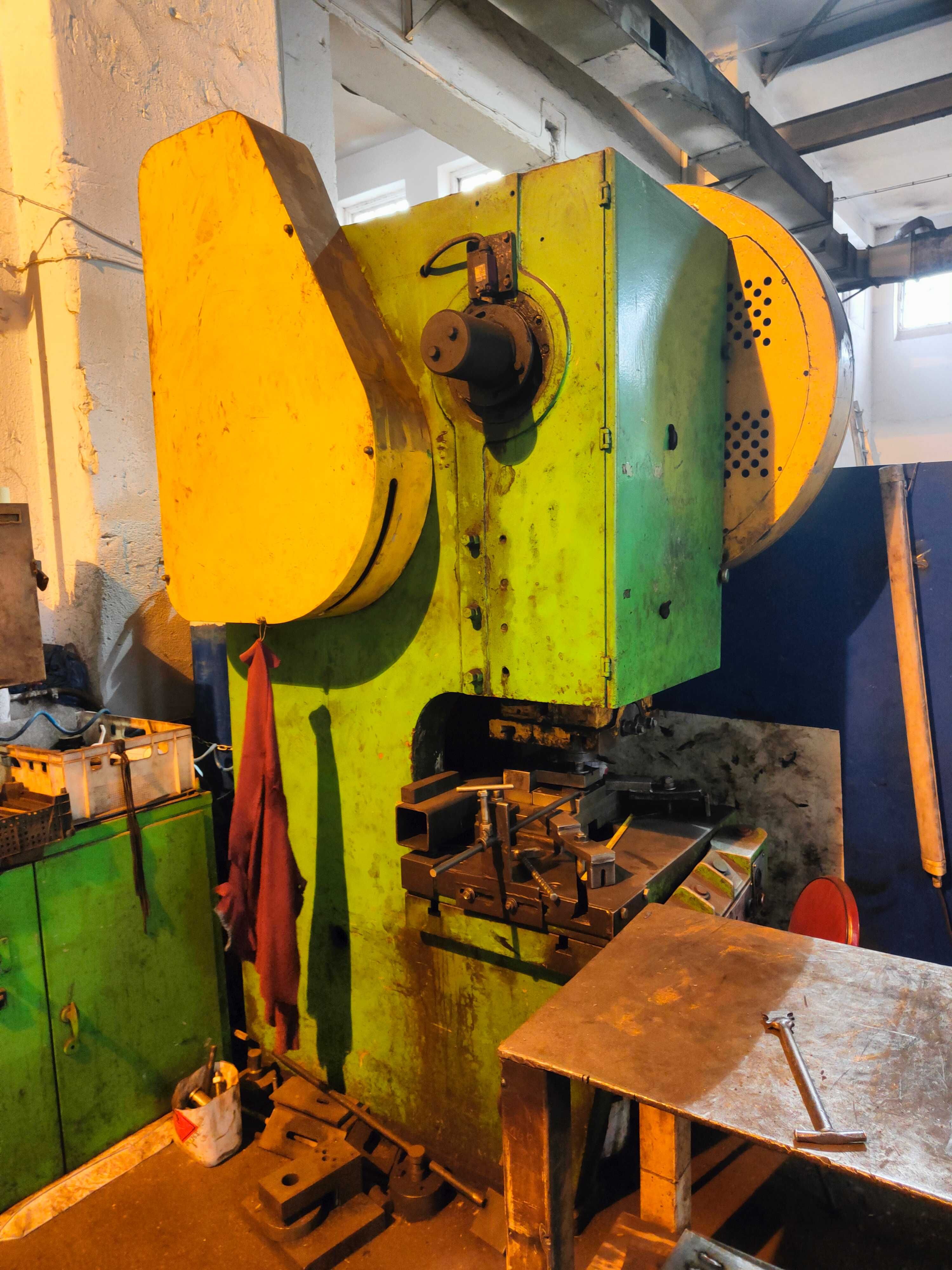 Prasa mimośrodowa stała PMS 63C-P