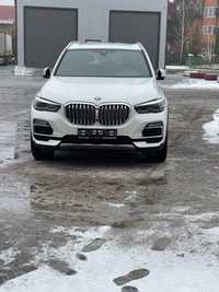 Внедорожник Bmw x5g05 40i