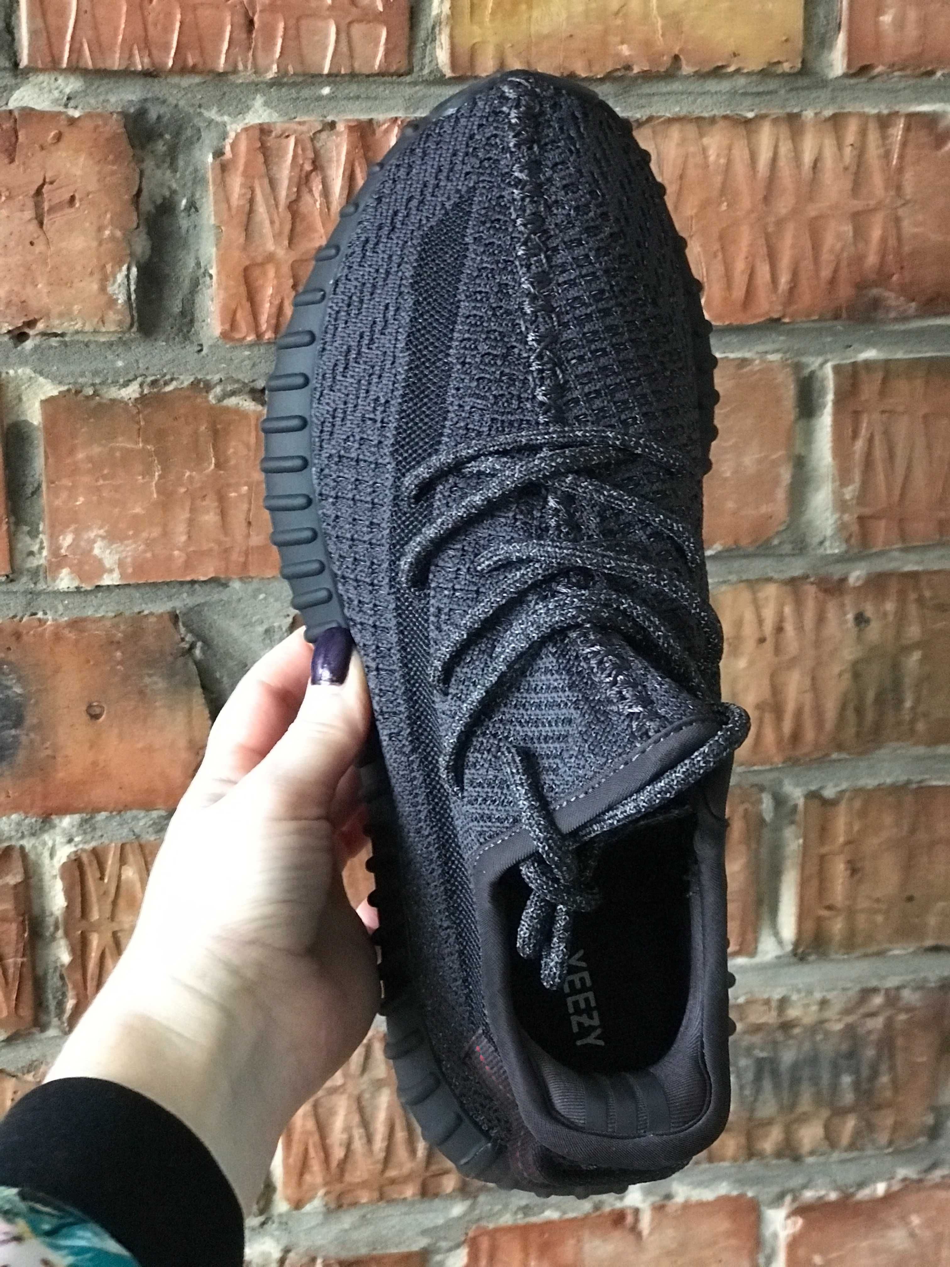 Adidas Yeezy Boost 350 V2 Black