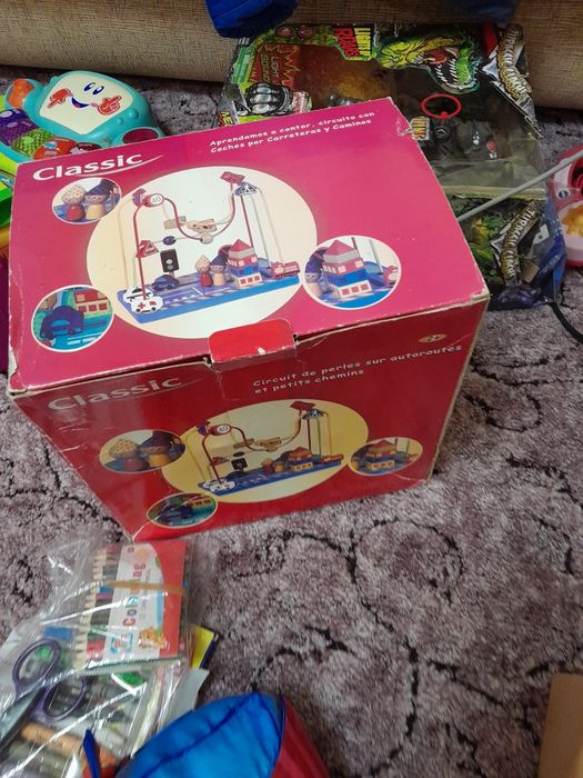 Інтерактивні розвиваючі іграшки