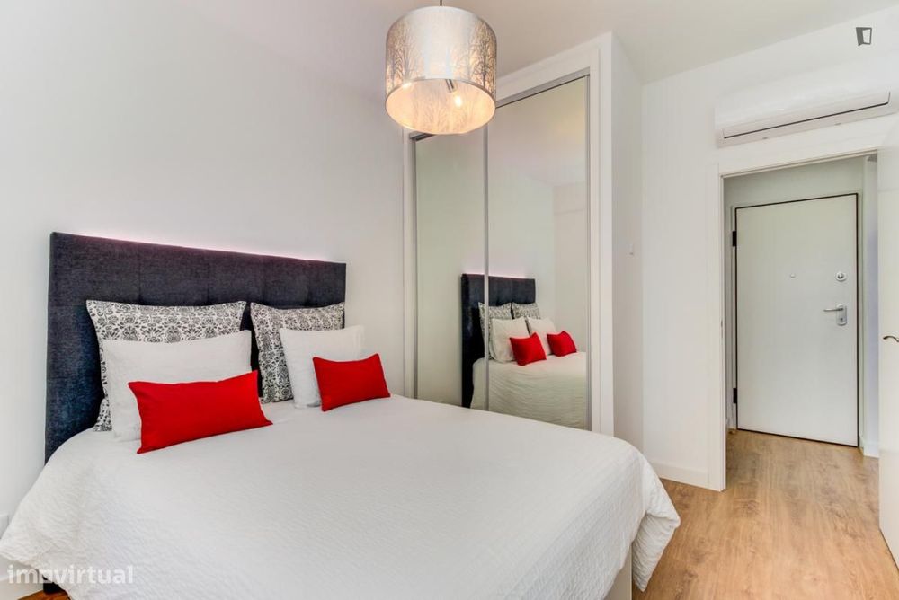 Apartamento com 1 quartos - localizado em Amadora Lisbon