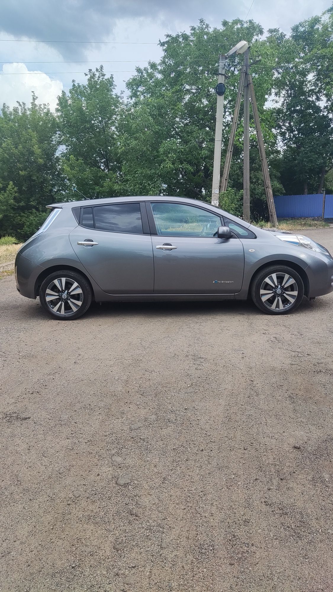 Продам Nissan leaf Tekna
