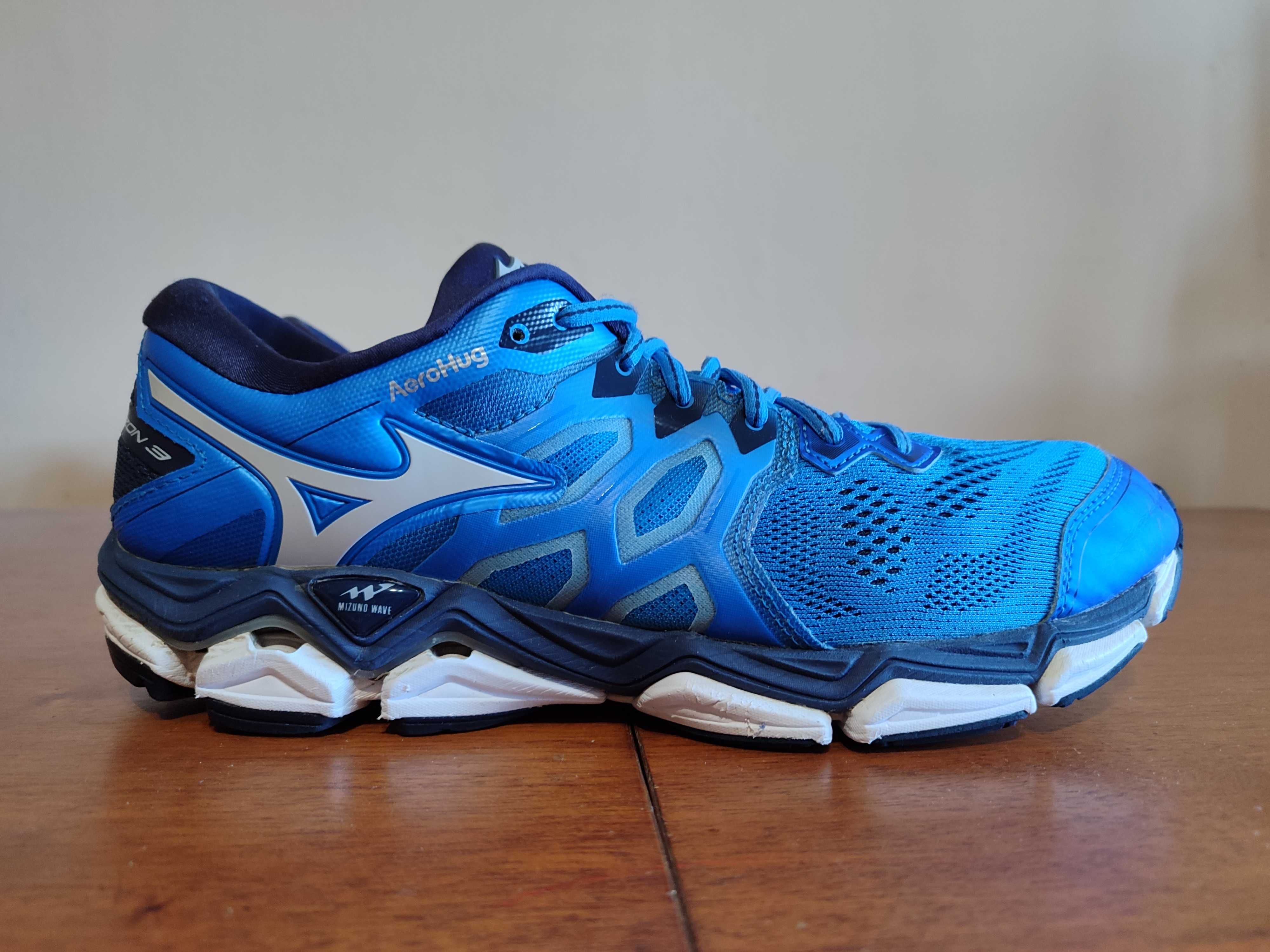 Кроссовки Mizuno Wave Horizon 3 45р. стелька 29,5 см.