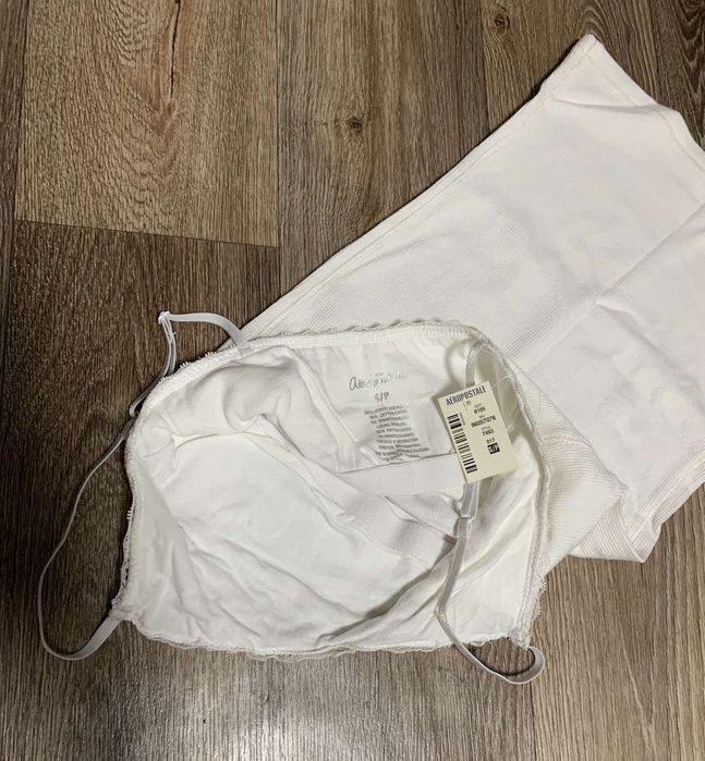 Белая майка Aeropostale