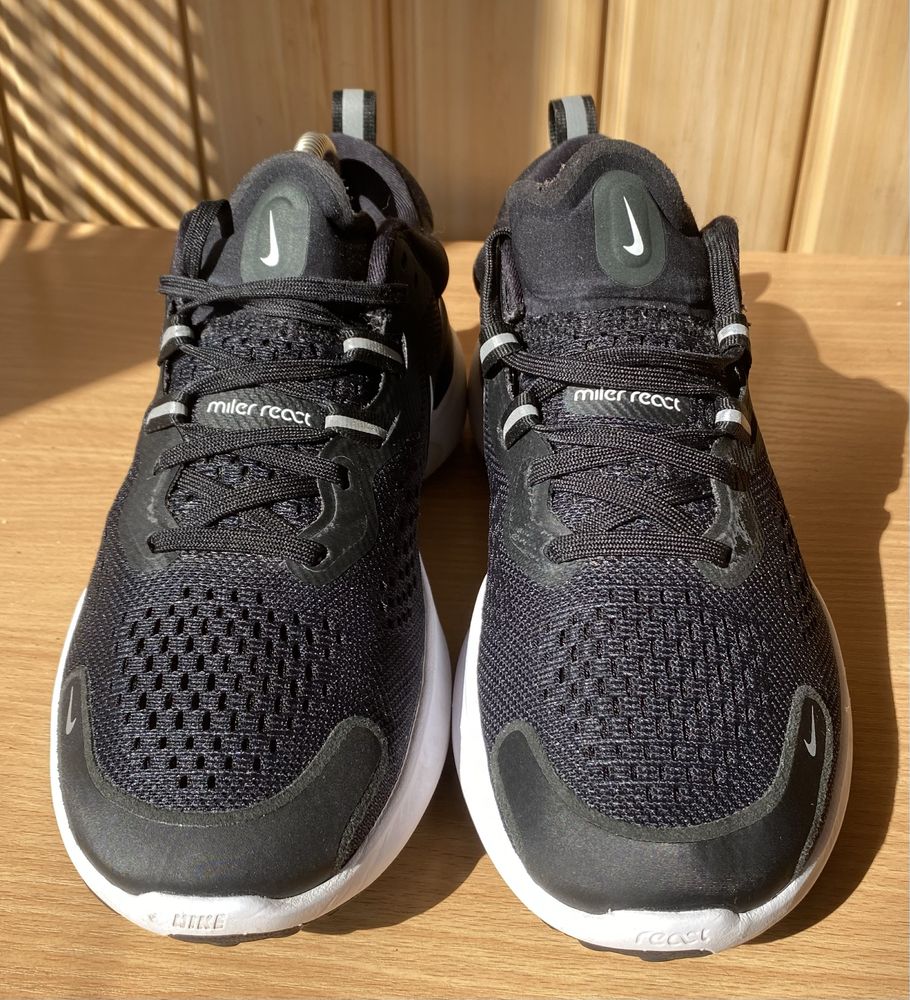 Nike React 39/25 см