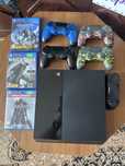 Продам PS4.