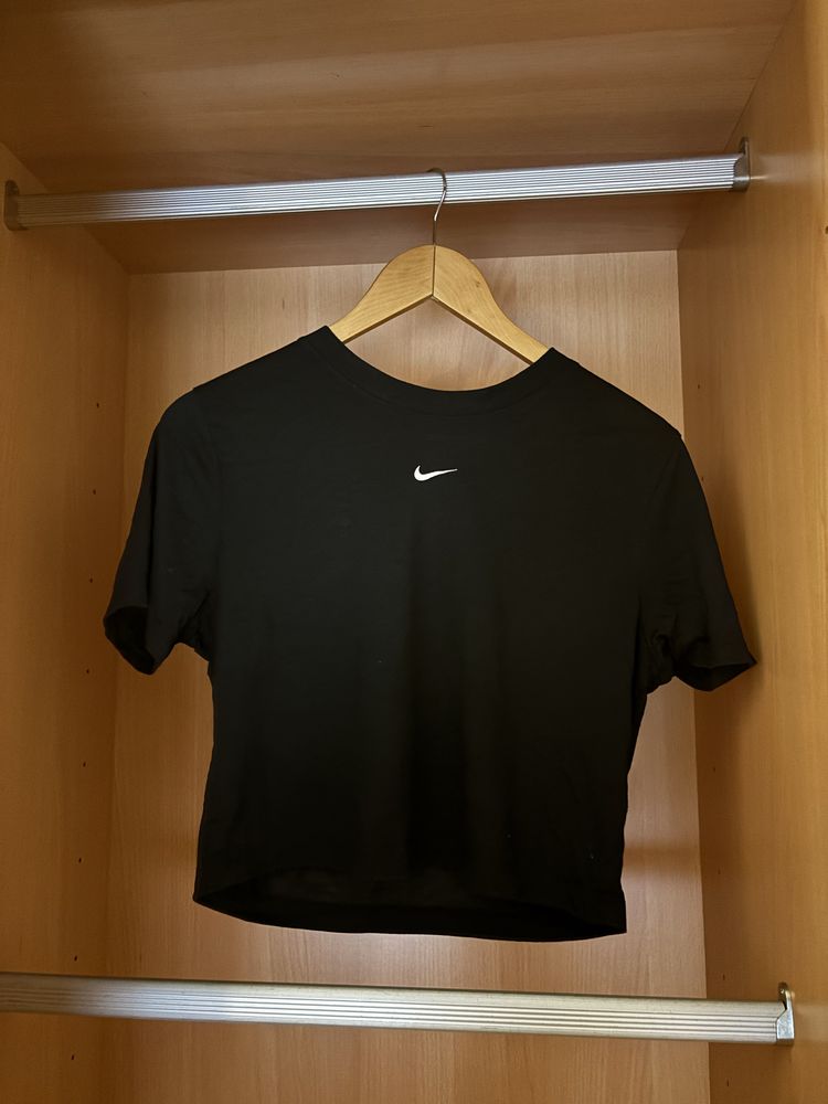 Tshirt Preta Nike