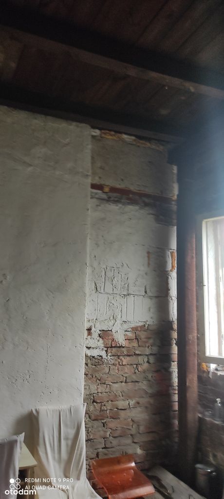 Strych na Starym Żoliborzu do adaptacji na mieszkanie