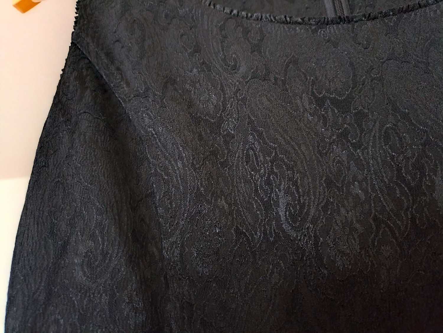 Dopasowany elegancki czarny top