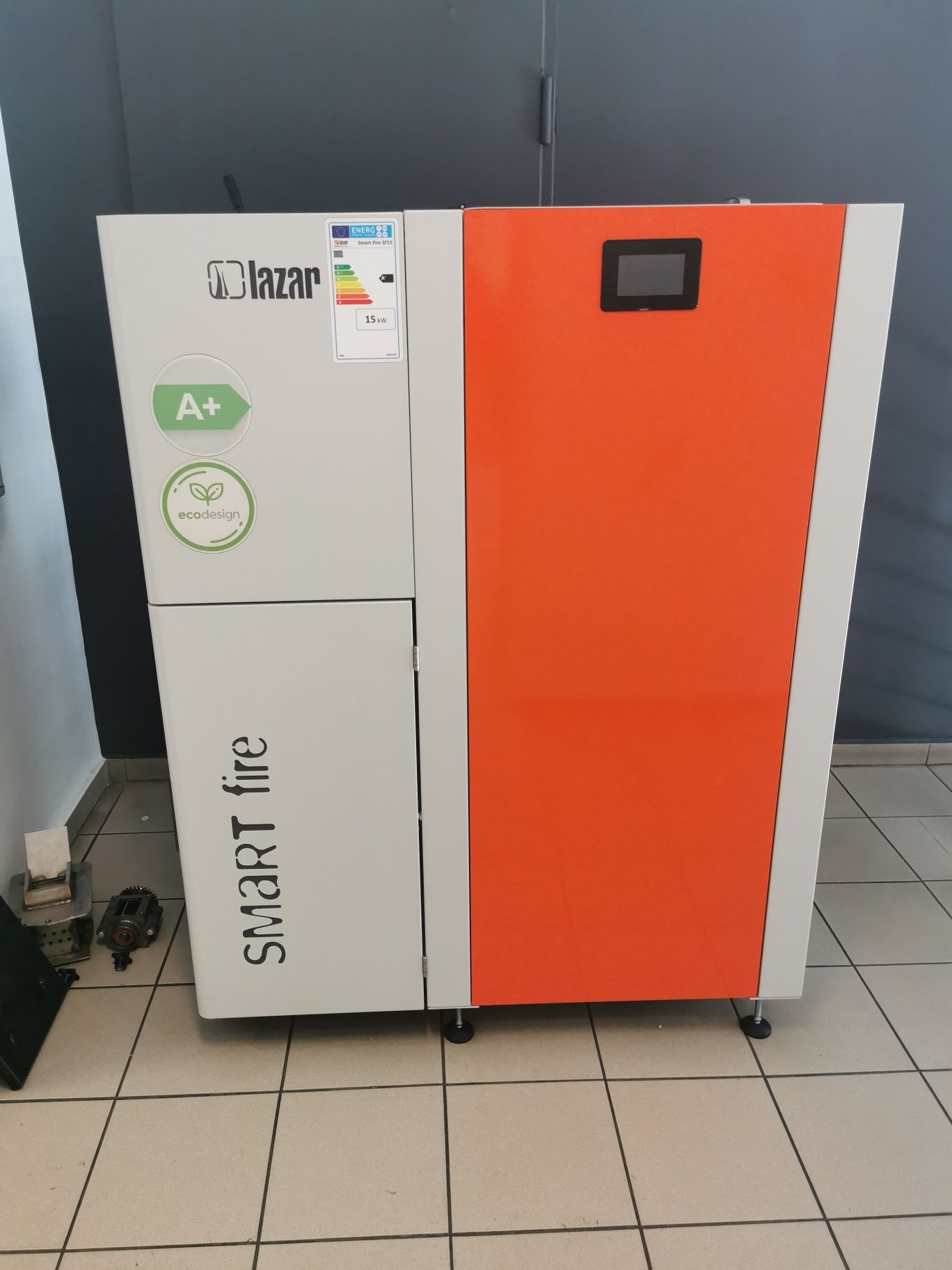 Lazar SmartFire 11kw 15kw 22kw 31kw 41kw Exclusive Piec Pellet Montaż