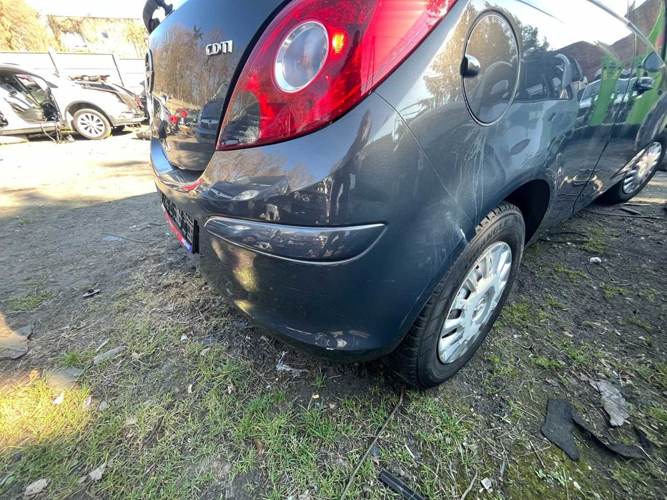 ćwiartka tył tylna błotnik poszycie corsa d lift 1.3  cdti lak z190 3d