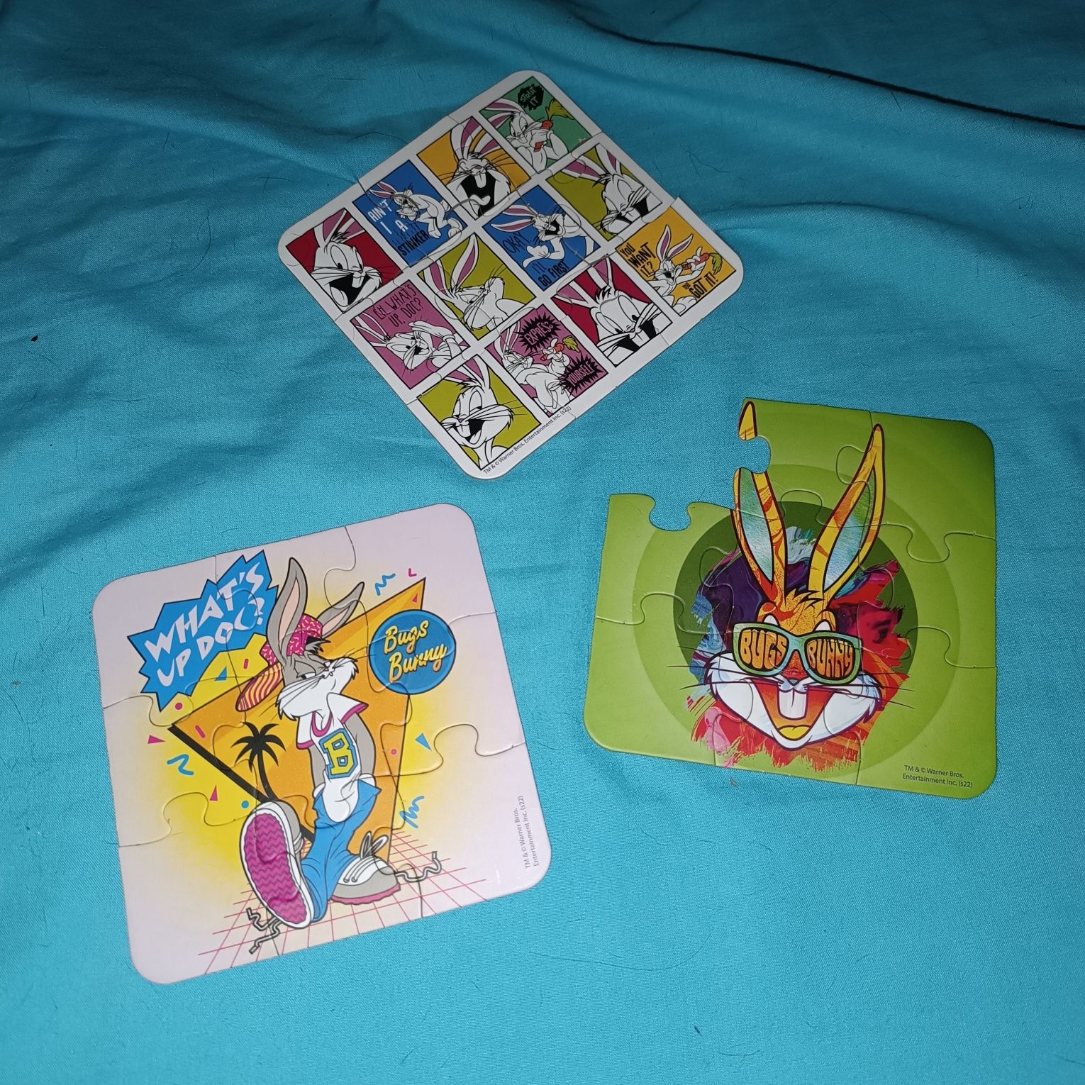 Conjunto de 2 Puzzles Infantis Europrice Hot Wheels e Looney Tunes 3+