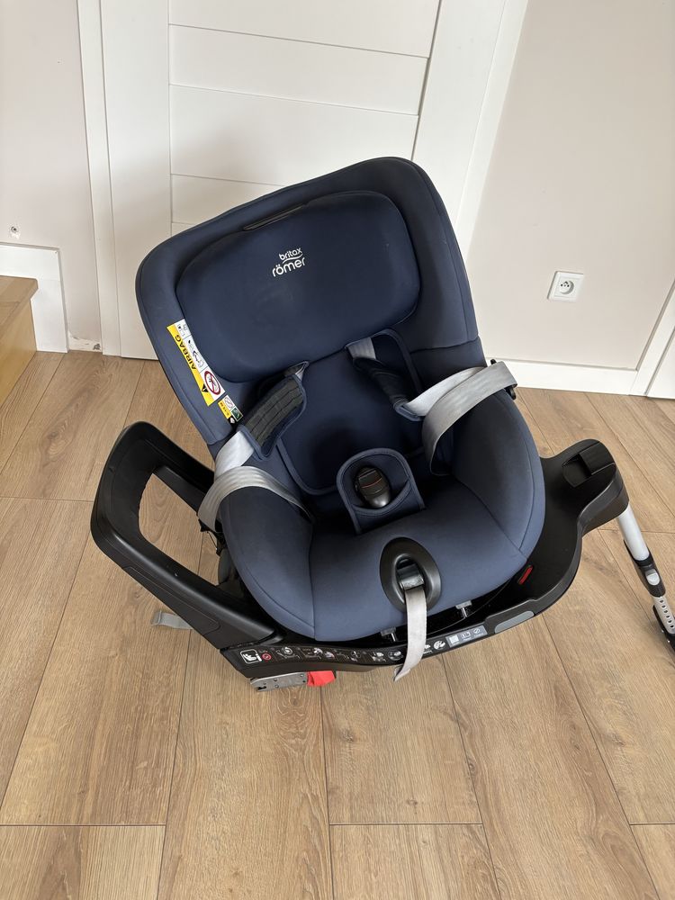 Britax-Romer Dualfix 3 i-Size fotelik + baza