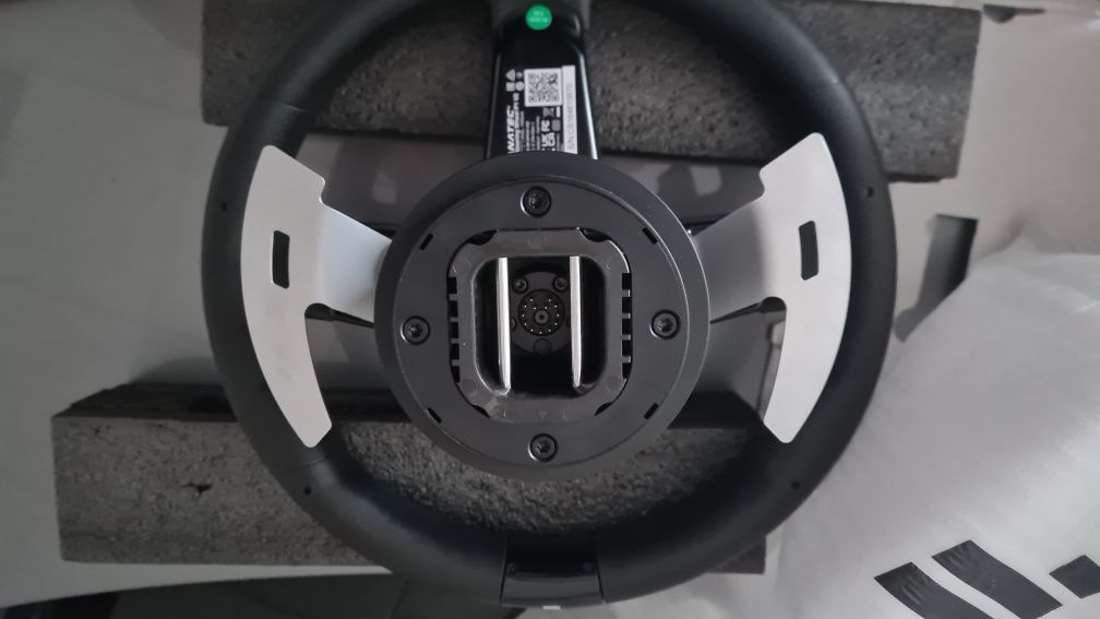 Volante fanatec P1 v2 qr2