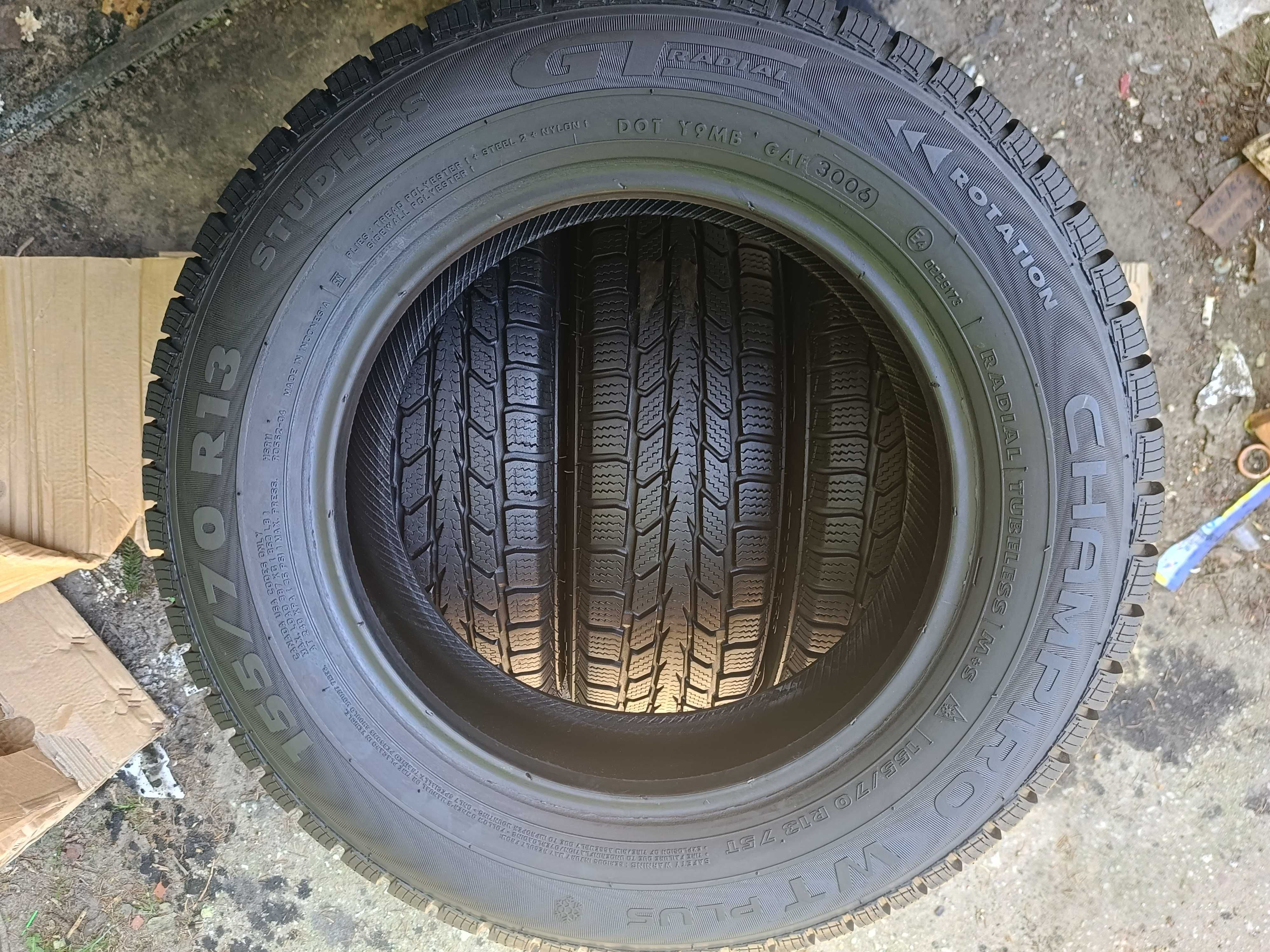 Opony zimowe 155/70r13