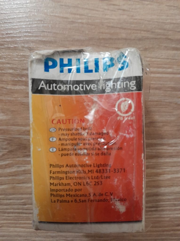 Лампочка Phillips+30% H4 для автомобіля