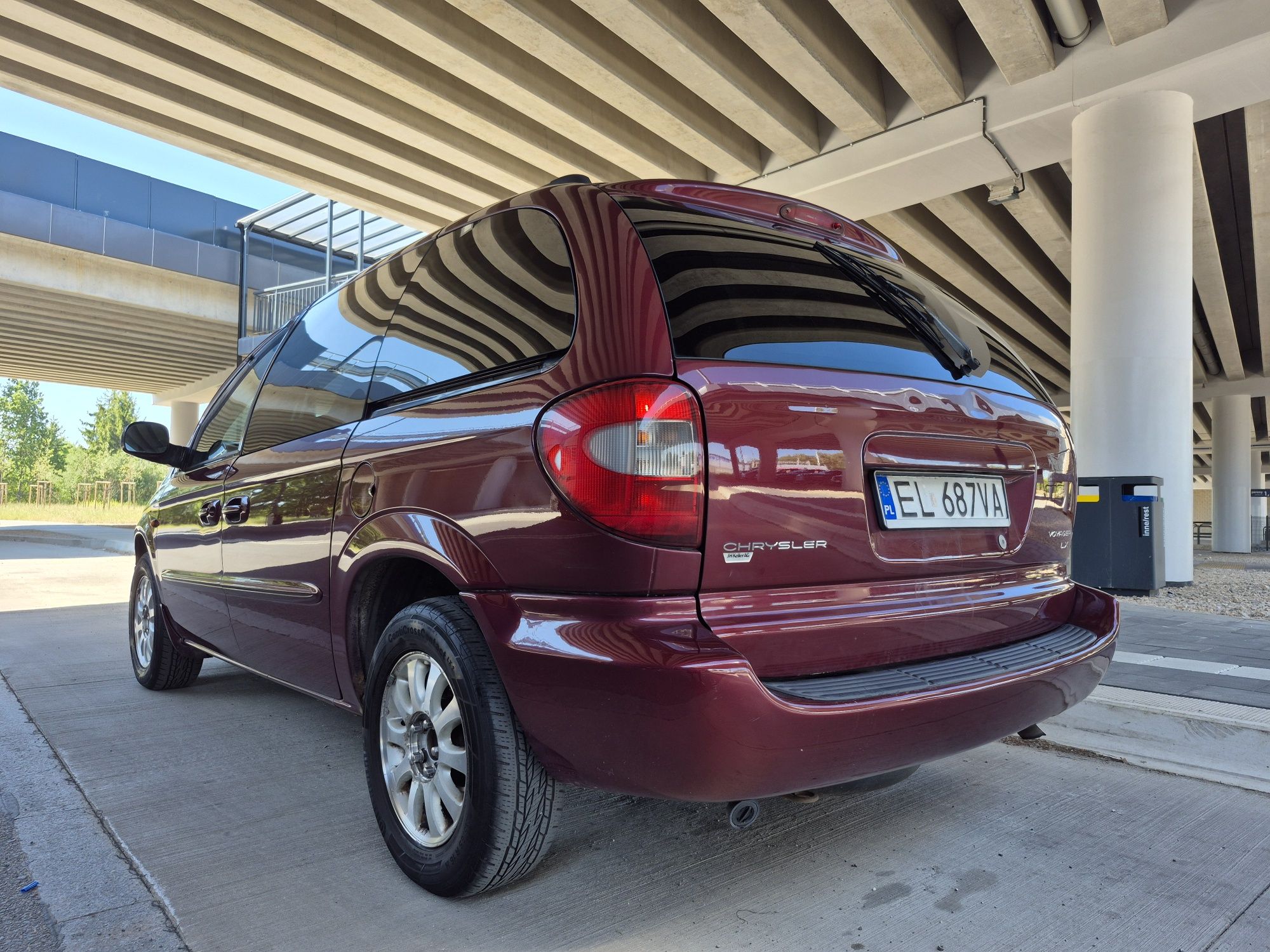 Chrysler Voyager 3.3 benzyna+LPG, 2002 r. 7 osobowy, klima, skóry