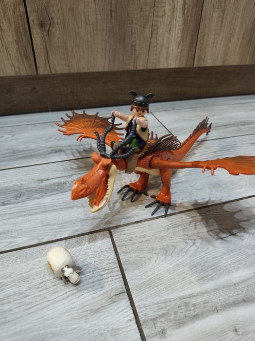 Playmobil 9459 jak trekingowe Smok– Brakke i ząb haczykowy