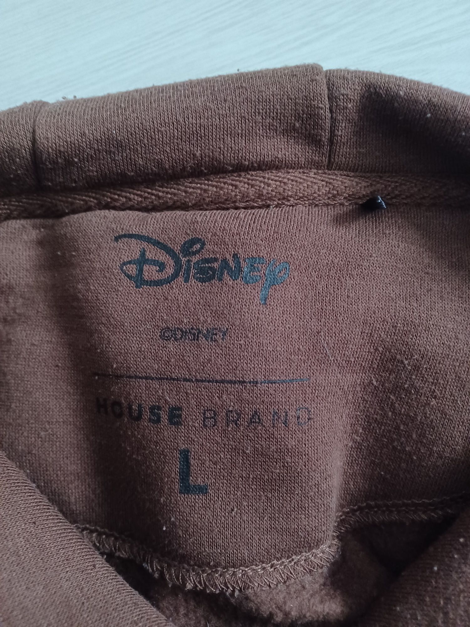 Ciepła bluza firmy House. Seria Disney Chip i Dale. Unisex