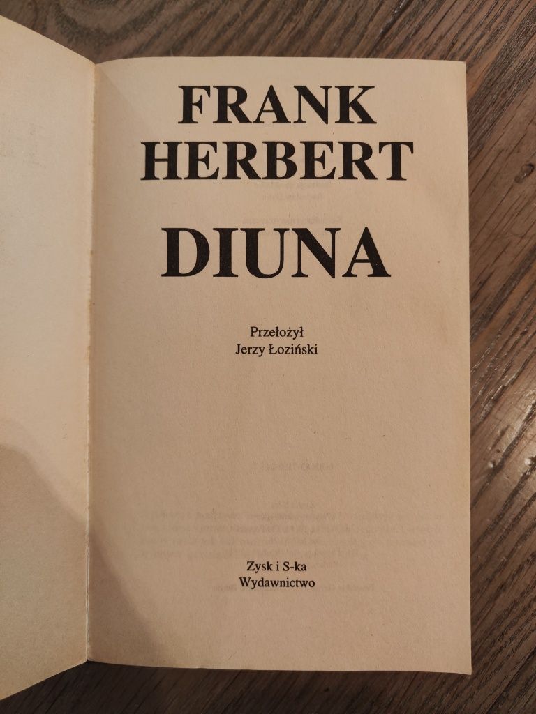 Frank Herbert - Diuna  / fantasy