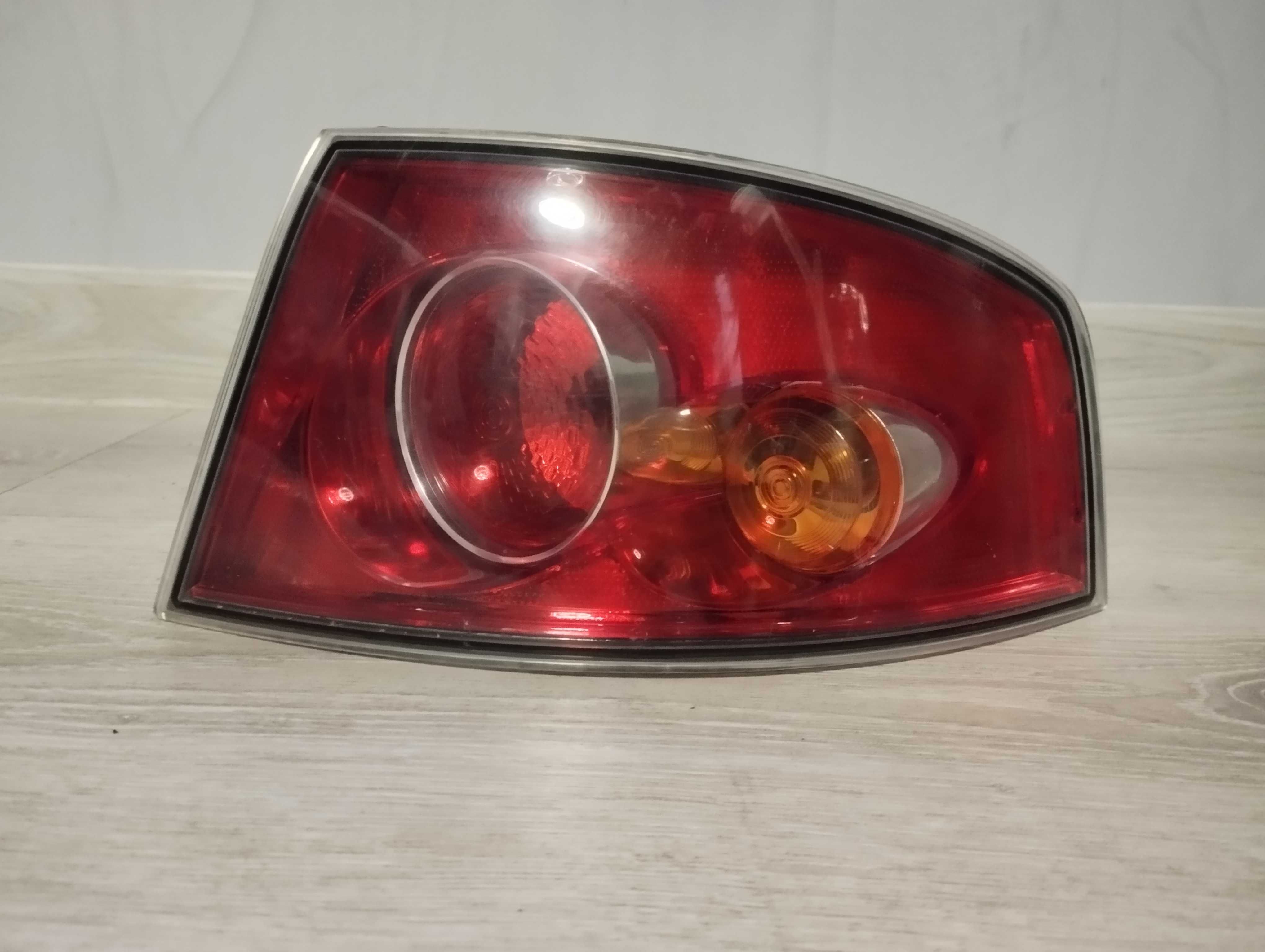 Lampa Seat Ibiza 2002 lewa tylna lewy tyl ]