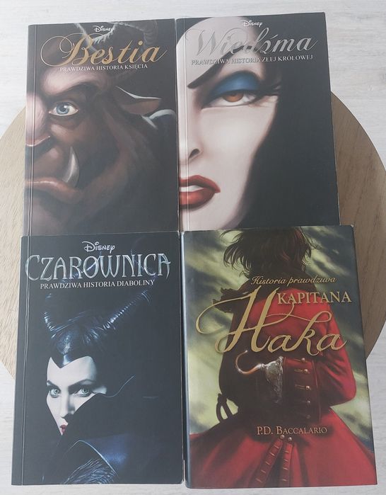 Zestaw książek Disney Prawdziwa Historia...