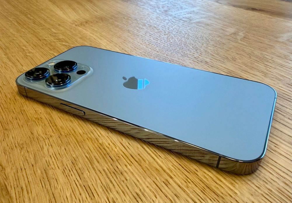 iPhone 13 Pro 128GB górski błękit stan idealny + dodatki