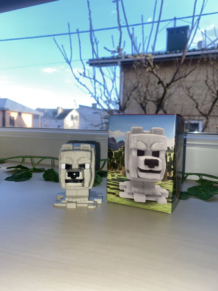 Фігурка вовк Minecraft