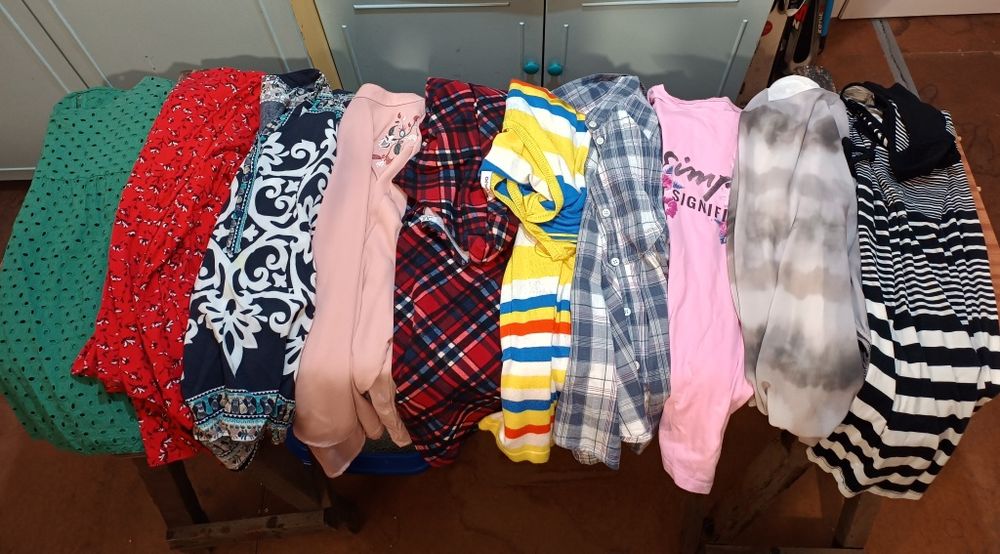 Zestaw ubrań damskich rozmiar L (40/42) bluzki, koszule, sukienki