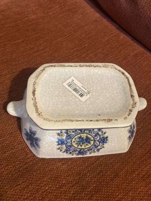 Caixa porcelana antiga