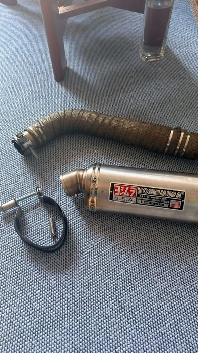 Escape Yoshimura TRS