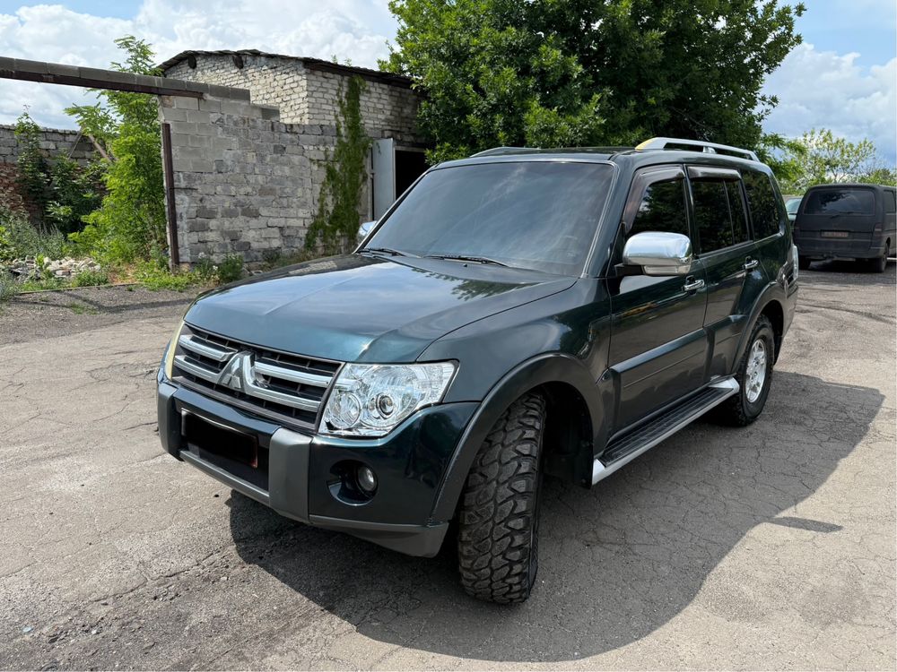 Mitsubishi Pajero Wagon 4
