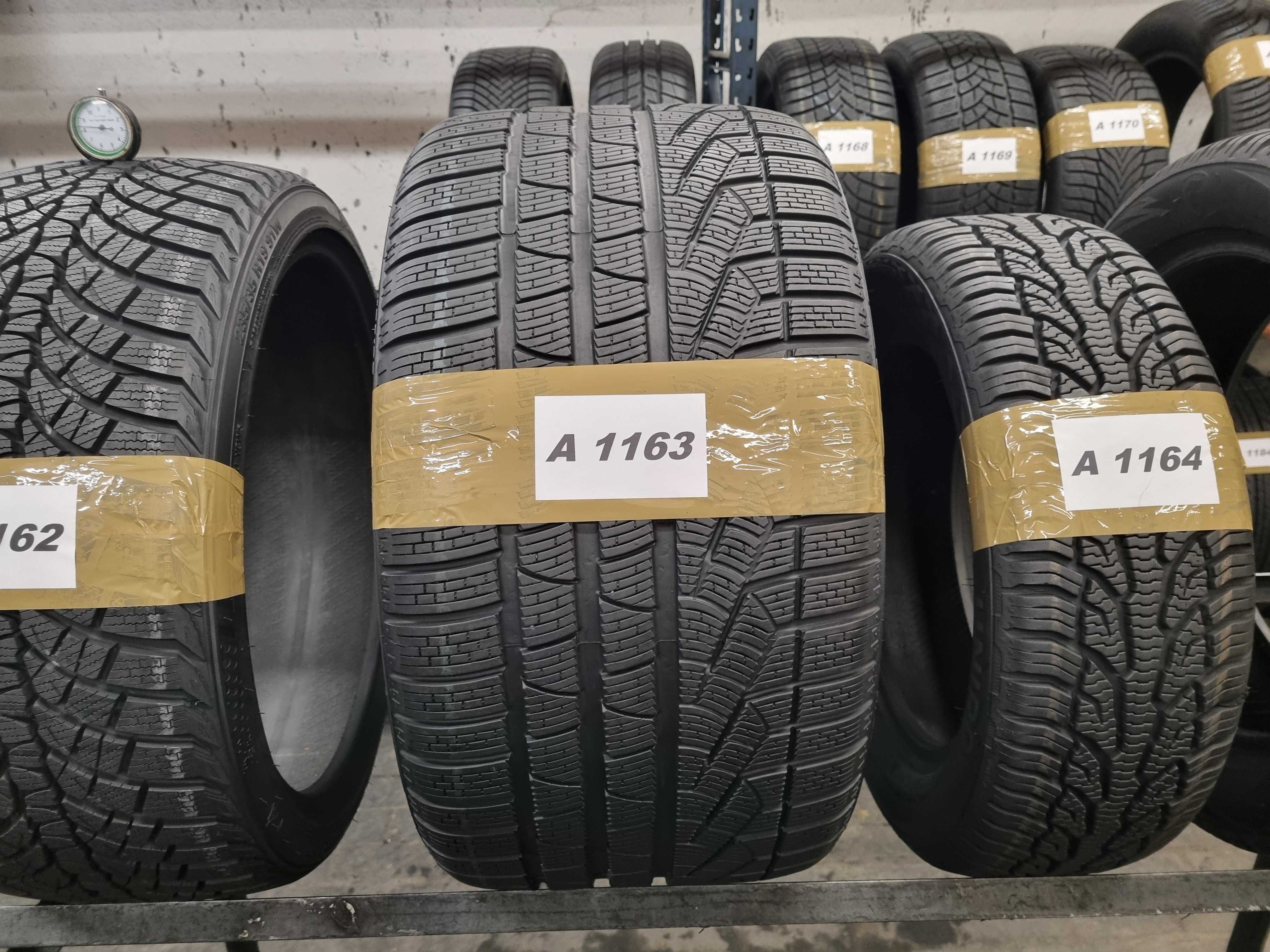 295/30/20 97V Pirelli Sotto Zero Winter 240 Serie II NO Dot.4118R