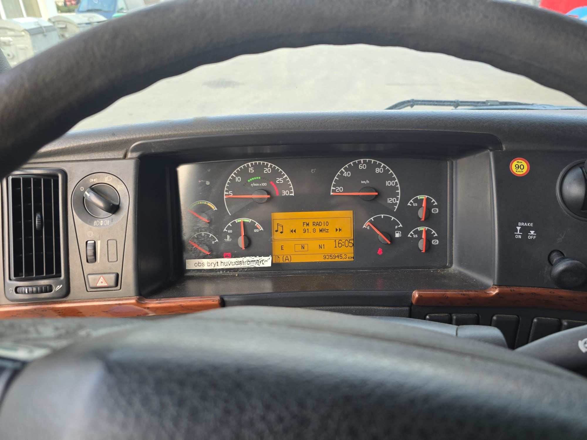 Volvo FM9 POMOC DROGOWA AUTOMAT tacho analogowe Klima zabudowa ocynk