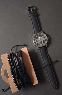 Zegarek oraz zestaw czarnych męskich branzoletek