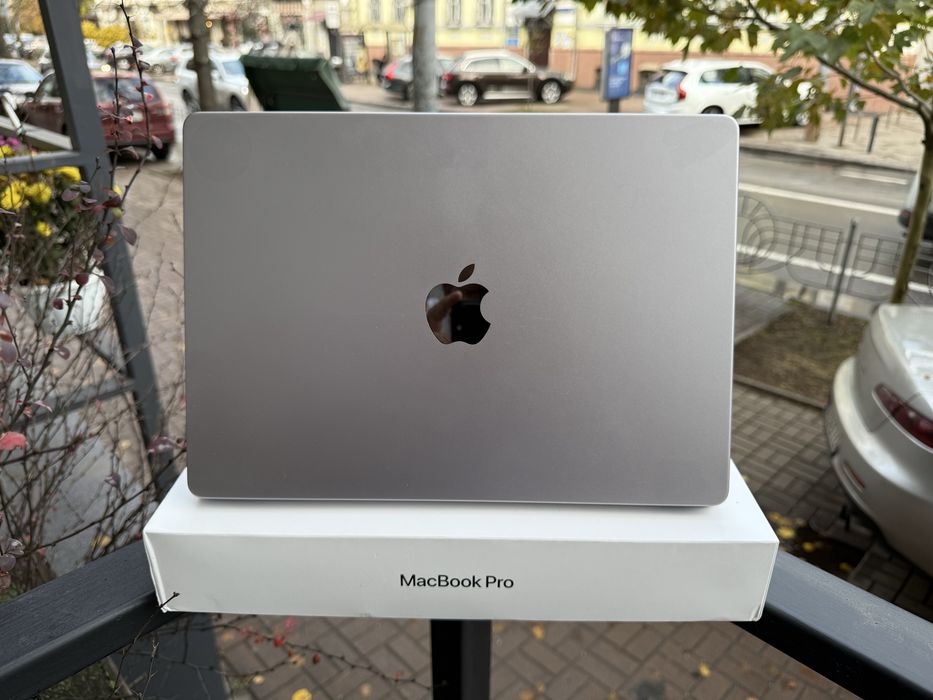 MacBook Pro 14” 2021 M1 Pro 16/512gb Space Gray з гарантією