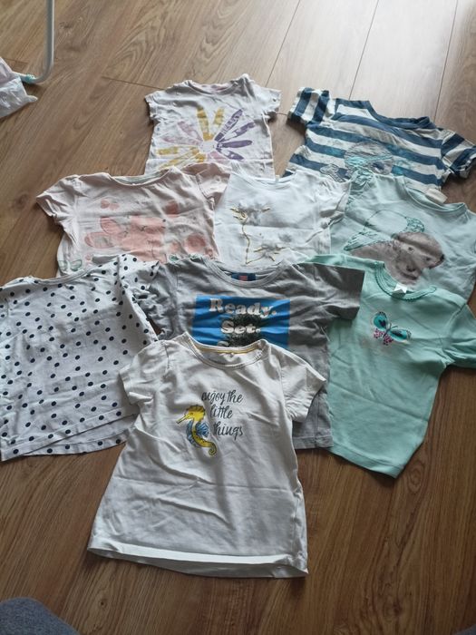 Koszulki dla dziewczynki 92/98