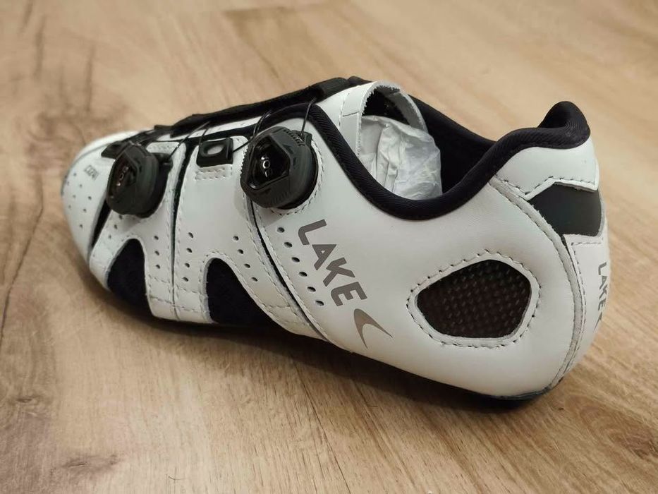 Sapatos de Ciclismo Lake CX241 Wide Carbon "Termo-moldáveis" Novos