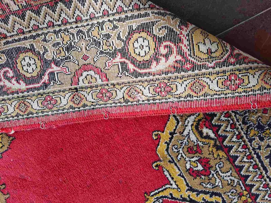 Продам килим/ковер  б/у