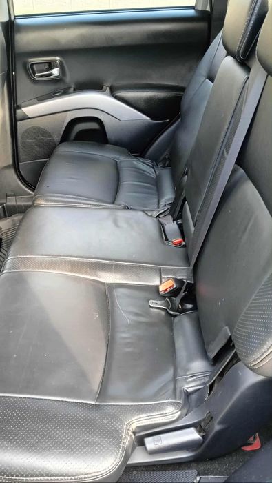 Mitsubishi Outlander 4x4 2.2 HDi 7 os