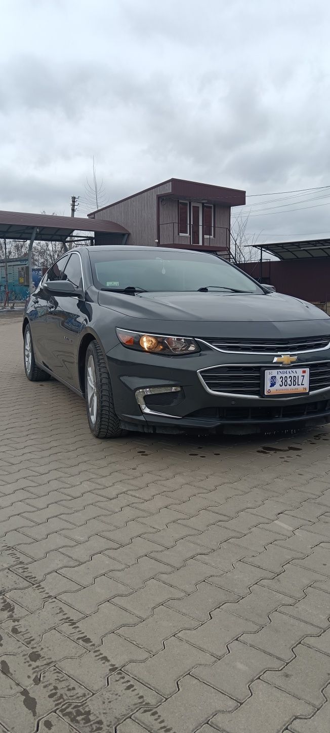 Продам chevrolet malibu hybrid 2017