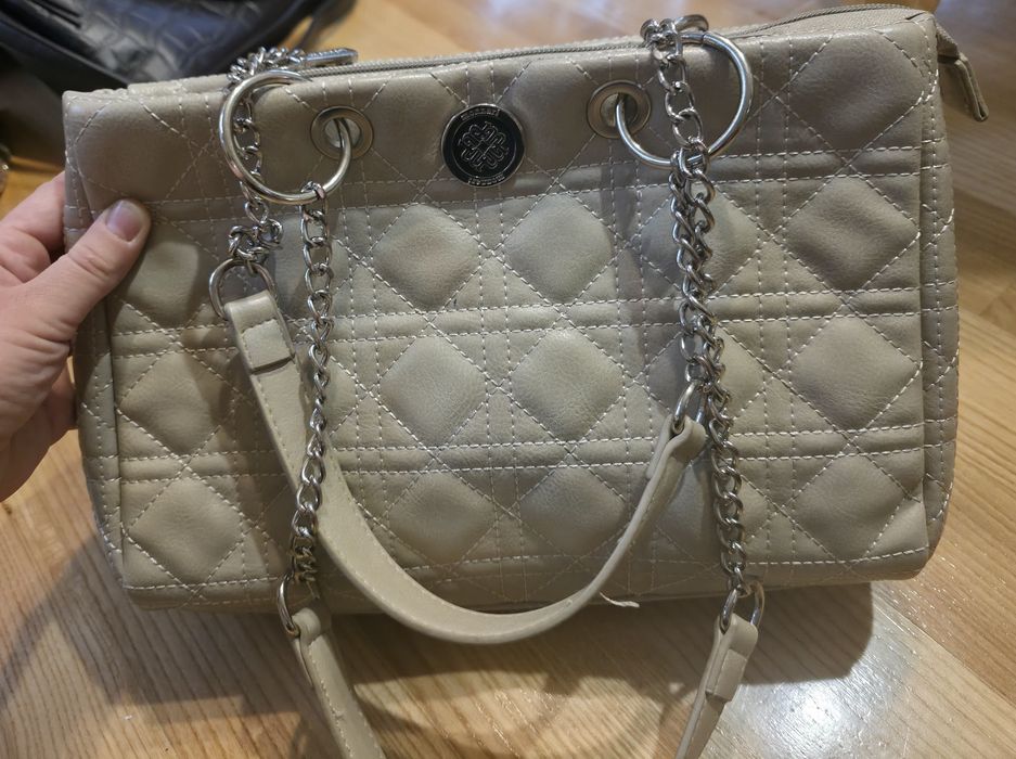 Sprzedam torebki damskie stan bardzo dobry i idealny