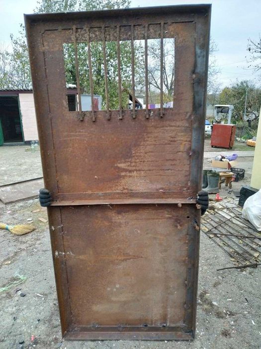 Дверь металлическая 3 мм  175\80 мм