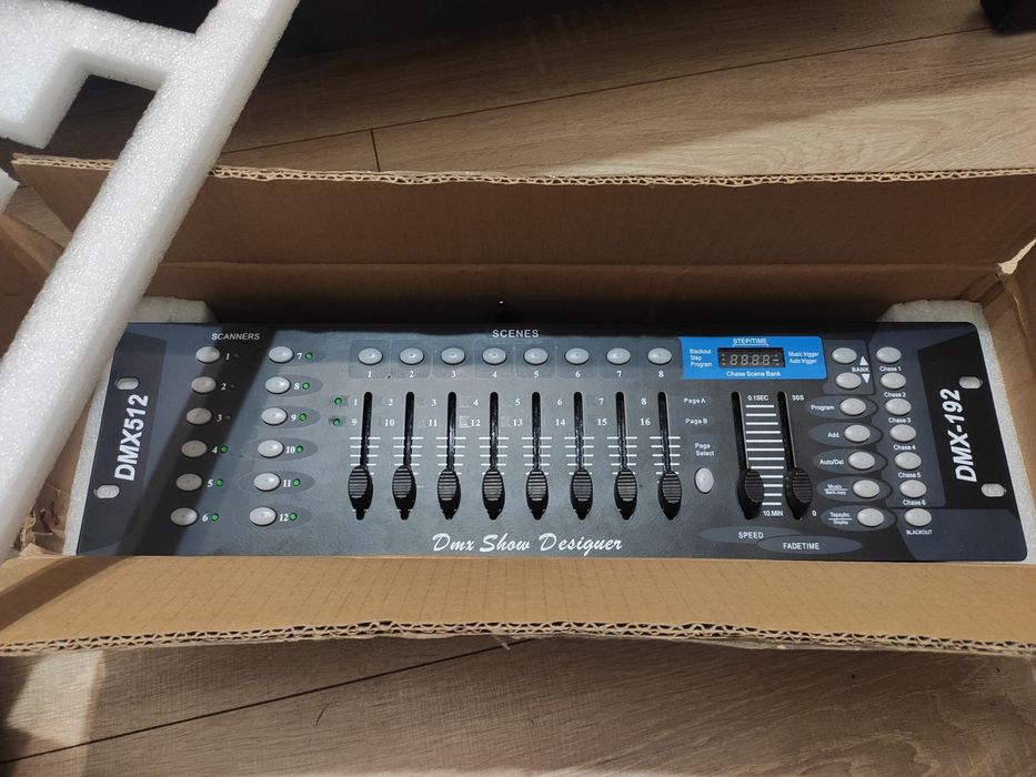 DMX 512 контроллер