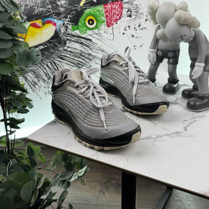 Кросівки Nike Air Max Deluxe 42.5 розмір E739