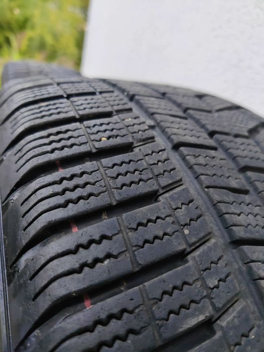 Opony zimowe 4 szt. Hankook Winter i*cept evo2 W320B 225/45R18 95H XL