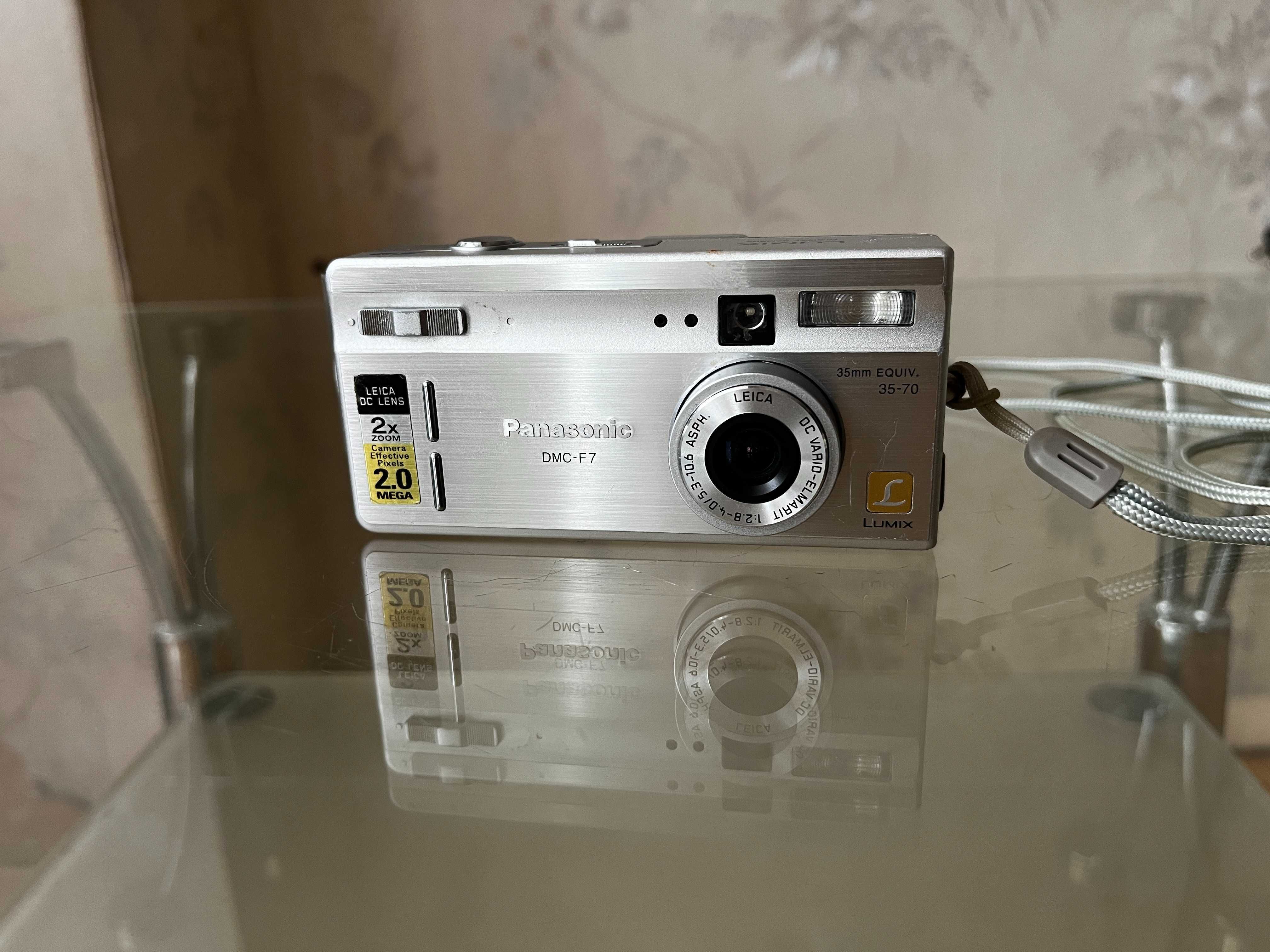 Цифровая камера Panasonic LUMIX DMC-F7 Leica, винтаж, Made in Japan.