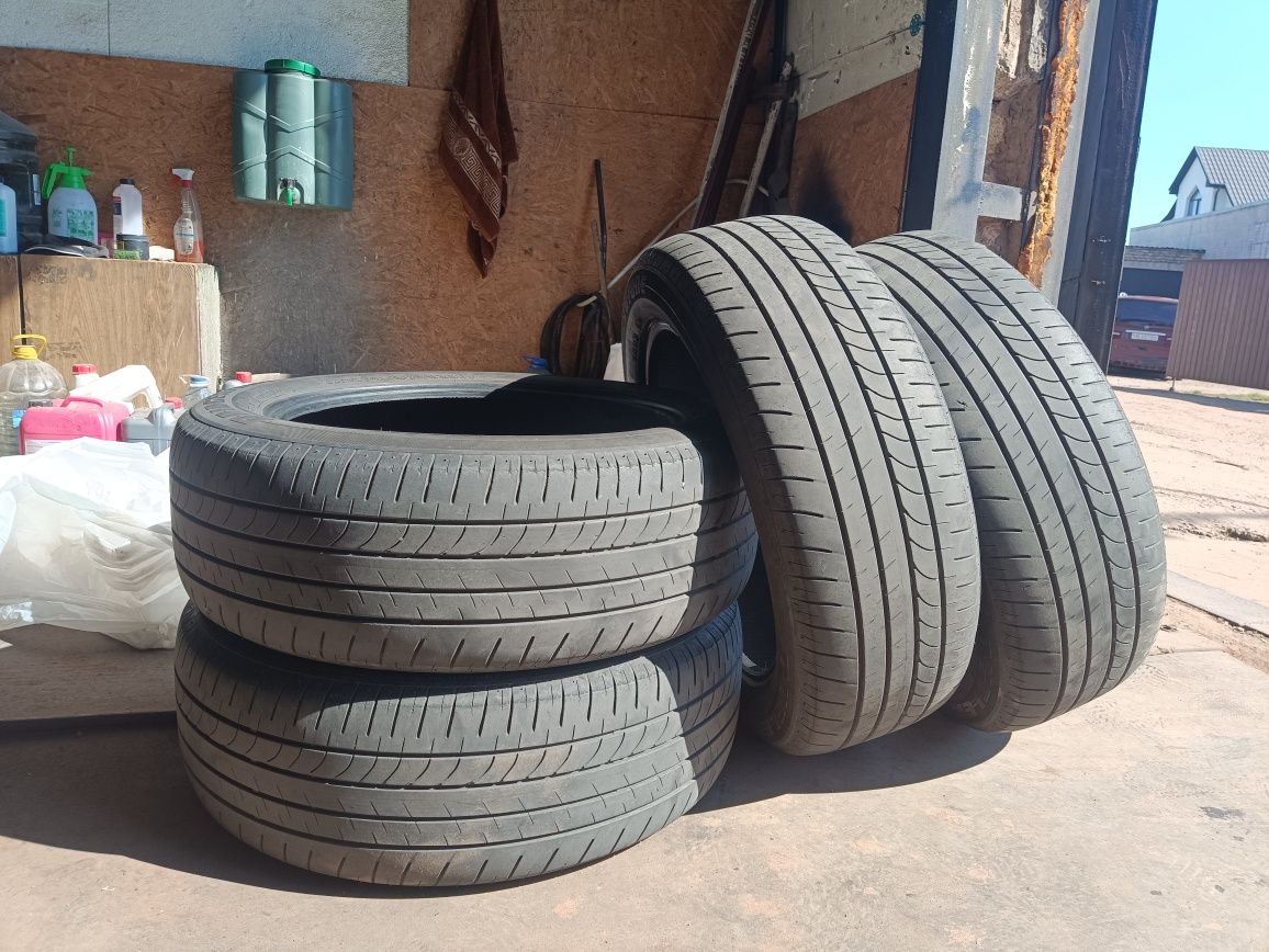 Комплект Резины BRIDGESTONE 235/55 R20.