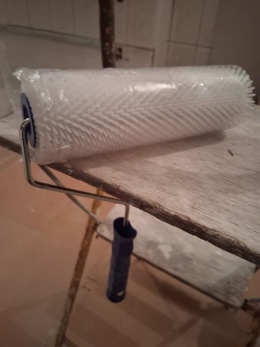 Rolo para autonivelante