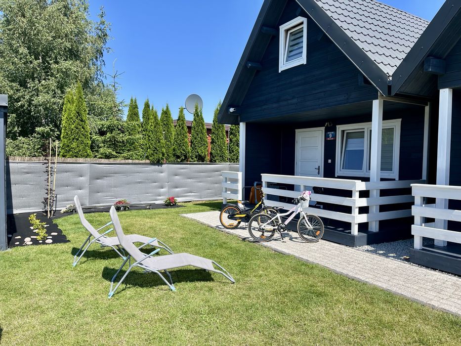 domek, domki nad morzem Wicie obok Darłowo, plac zabaw, morze